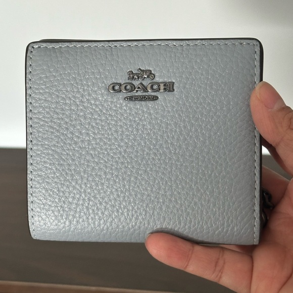 Coach Snap Wallet - Picture 10 of 10